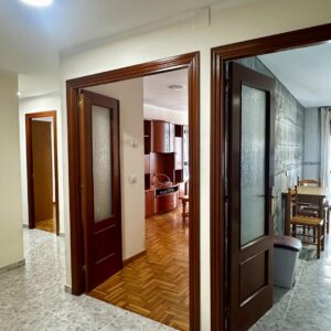 PISO DE DOS DORMITORIOS EN EL CENTRO DE CANGAS DE ONIS (Ref PISO-0701)
