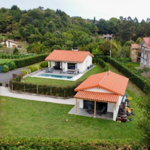 CASA CON PISCINA A 4 KM DE RIBADESELLA (Ref CASA-0697)